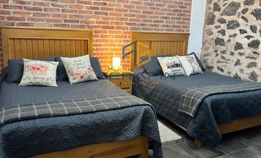 CASA DE CAMPO AMUEBLADA CON CABALLERIZAS EN  PRADERAS DEL POTRERO, HIDALGO