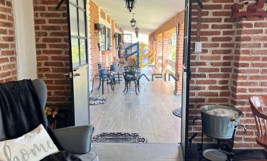 CASA DE CAMPO AMUEBLADA CON CABALLERIZAS EN  PRADERAS DEL POTRERO, HIDALGO