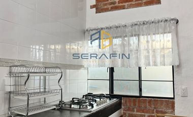 CASA DE CAMPO AMUEBLADA CON CABALLERIZAS EN  PRADERAS DEL POTRERO, HIDALGO