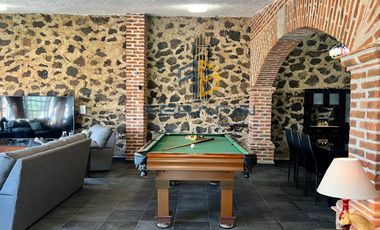 CASA DE CAMPO AMUEBLADA CON CABALLERIZAS EN  PRADERAS DEL POTRERO, HIDALGO