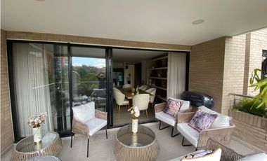 ARRIENDO HERMOSO APARTAMENTO AMOBLADO DE LUJO EN EL POBLADO