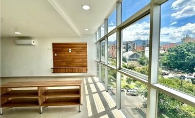 Apartaloft cerca a Laureles