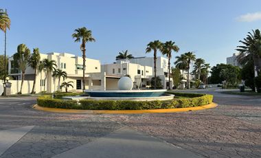Casa Amueblada en Venta en Cancun, Villa Magna