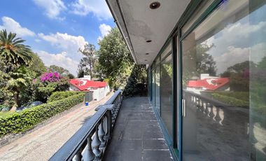 CASA EN CONDOMINIO SOBRE PASEO DE LA  REFORMA PARA REMODELAR