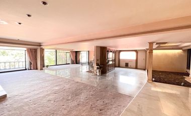 CASA EN CONDOMINIO SOBRE PASEO DE LA  REFORMA PARA REMODELAR