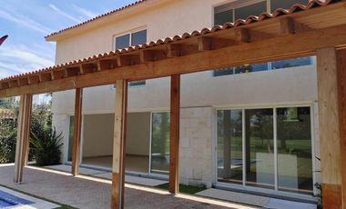 Casa en  venta en Paraiso Country Club, Emiliano Zapata