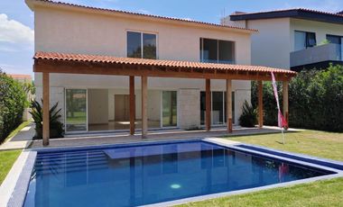 Casa en  venta en Paraiso Country Club, Emiliano Zapata