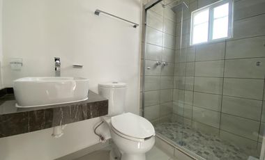 Casa en venta  con jardín Playa del Carmen”, “más espacio”, “estacionamiento propio”, “zona tranquila”