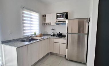 Casa en venta  con jardín Playa del Carmen”, “más espacio”, “estacionamiento propio”, “zona tranquila”
