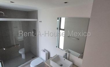 Departamento en Renta Huixquilucan - Bosque Real  25-3645 JAS