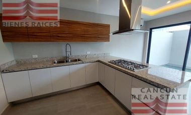 Casa en Venta, 3 habitaciones, Arbolada, Cancún