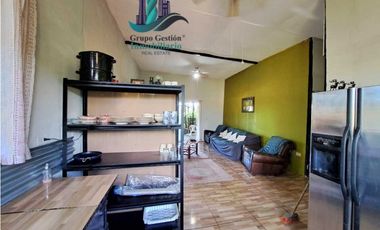VENDO DOS CASAS DE CAMPO PARA UNA SOLA FAMILIA