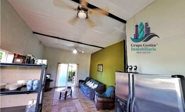 VENDO DOS CASAS DE CAMPO PARA UNA SOLA FAMILIA