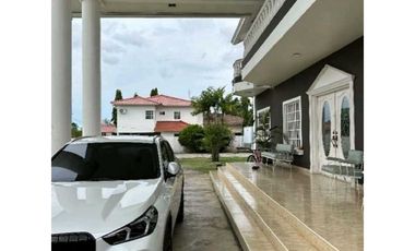 VENTA DE CASA EN DAVID URBANIZACION LAS PERLAS POR DEBAJO DEL AVALUO