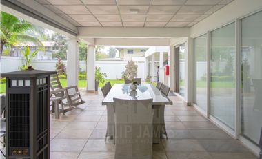 Venta de Casa | Dueño motivado | Ancon Zona de Balboa, Calle Gavilan.