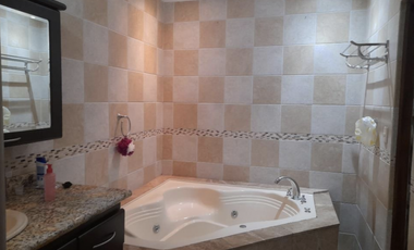 BRISAS DEL GOLF / RIVIERA COLONIAL / 264M / DUPLEX / 3 HABITACIONE JC