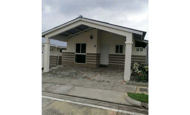 VENDO CASA EN PLAYA DORADA VILLA MARINAII