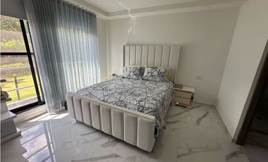 CASA EN VENTA CONJ. BRISAS DE RUITOQUE - ACAPULCO