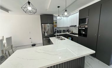 CASA EN VENTA CONJ. BRISAS DE RUITOQUE - ACAPULCO