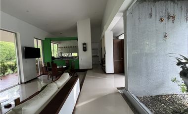 ALQUILER O VENTA CASA CAMPESTRE SECTOR VIA AL EDEN