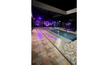 CASA CAMPESTRE EN VENTA EN EL LAGO CALIMA DARIEN