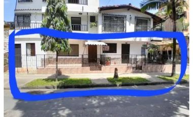 CASA ESQUINERA EN VENTA ITAGUI SANTAMARA