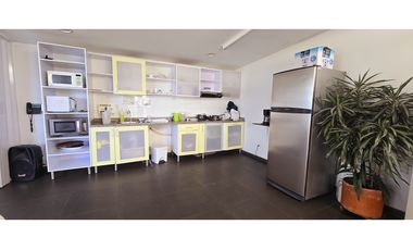 Venta de Excelente Bodega Industrial 225 KVA