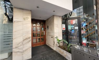 VENTA 2 AMB A LA CALLE.