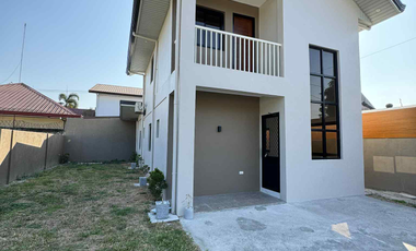 For Rent House in Sunset Valley Homes Near Coffee Bay Angeles