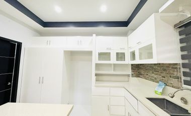 FOR SALE Income-Generating House & Lot in Forest Parkhomes North