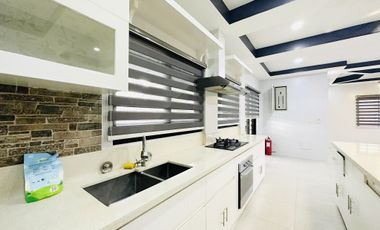 FOR SALE Income-Generating House & Lot in Forest Parkhomes North