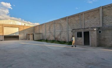 Bodega comercial en renta en Santa María Totoltepec