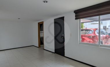 Quinta Regina Casa en venta en Santa María