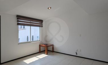 Quinta Regina Casa en venta en Santa María