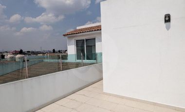 Quinta Regina Casa en venta en Santa María