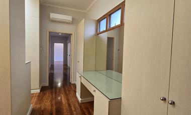 4BR House for Rent in Urdaneta Village, Makati - RR0215482