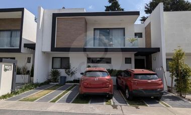 Alboreto Casa en venta en San Lorenzo Coacalco