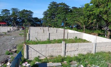Santorini Village in Funda Dalipe, San Jose, Antique near Beach