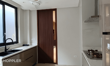 5BR House for Rent in Merville Subdivision, Parañaque - RR3414382