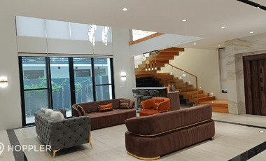 5BR House for Rent in Merville Subdivision, Parañaque - RR3414382