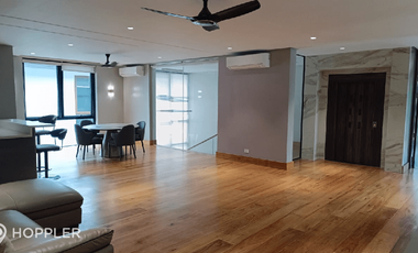 5BR House for Rent in Merville Subdivision, Parañaque - RR3414382