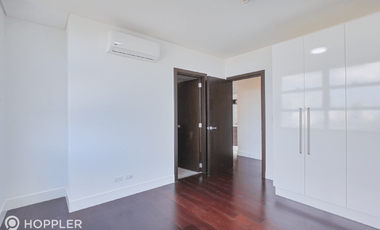 2BR Condo for Sale in Garden Towers, Legazpi Village, Makati - RS4912581