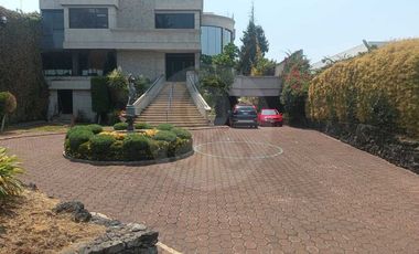 Casa uso de suelo en renta en Jardines del Pedregal