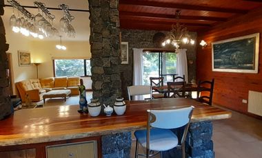 RETASADO - EXTRAORDINARIO CHALET CON GAS NATURAL CONECTADO. COLINA DE LOS PADRES