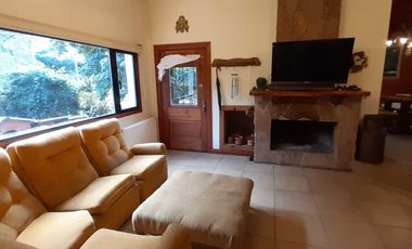 RETASADO - EXTRAORDINARIO CHALET CON GAS NATURAL CONECTADO. COLINA DE LOS PADRES