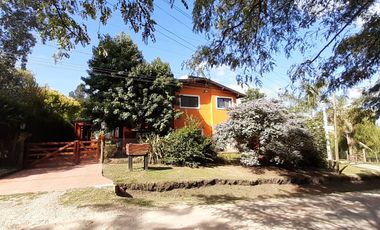 RETASADO - EXTRAORDINARIO CHALET CON GAS NATURAL CONECTADO. COLINA DE LOS PADRES