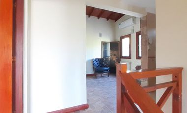 RETASADO - EXTRAORDINARIO CHALET CON GAS NATURAL CONECTADO. COLINA DE LOS PADRES