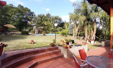 RETASADO - EXTRAORDINARIO CHALET CON GAS NATURAL CONECTADO. COLINA DE LOS PADRES