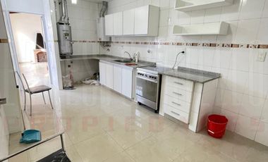 Casa en alquiler en Quilmes Oeste