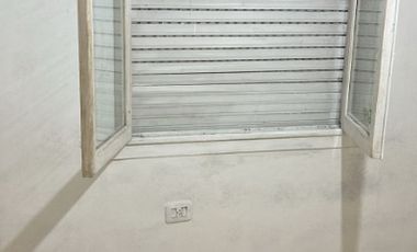 Casa en alquiler en Isidro Casanova